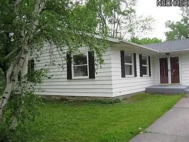 2795 Middleton Rd photo 1