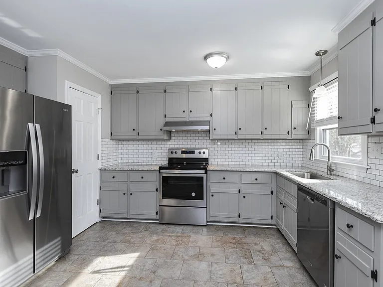 106 Allison Way #A — Photo 11