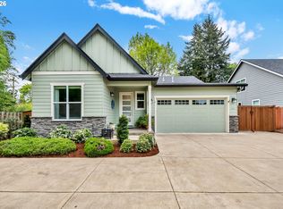 444 Emily Ln, Eugene, OR 97404