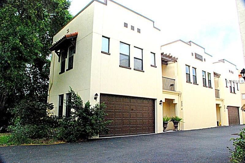 2nd image of 225 Pasadena Ave N