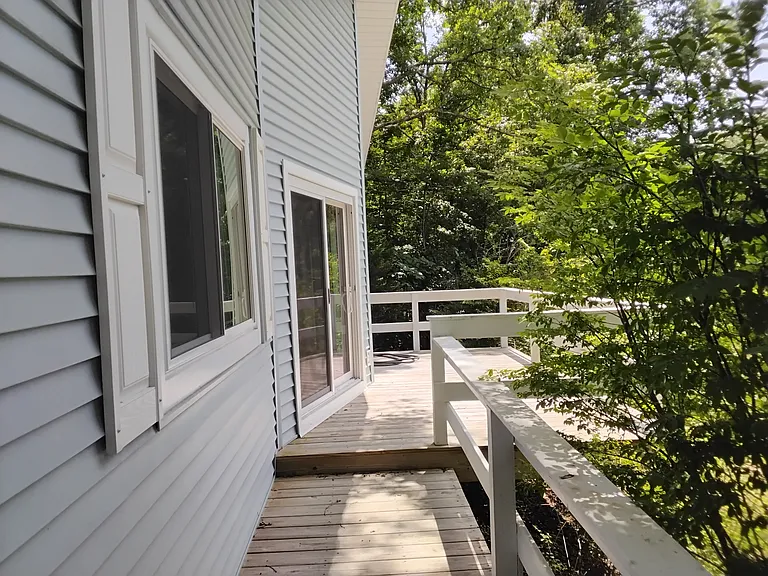 149 Jasper Dr — Photo 2
