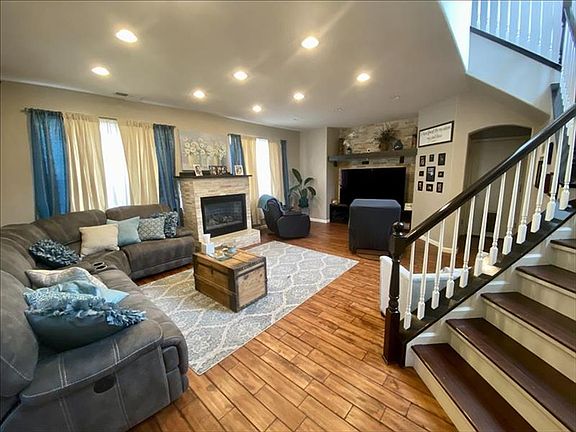 5th image of 2537 Roman Dr
