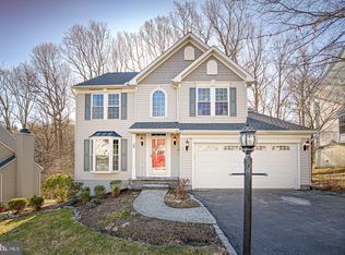 932 Kings Arms Dr, Downingtown, PA 19335
