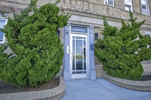 51 Georgia Ave #3 Photo 1