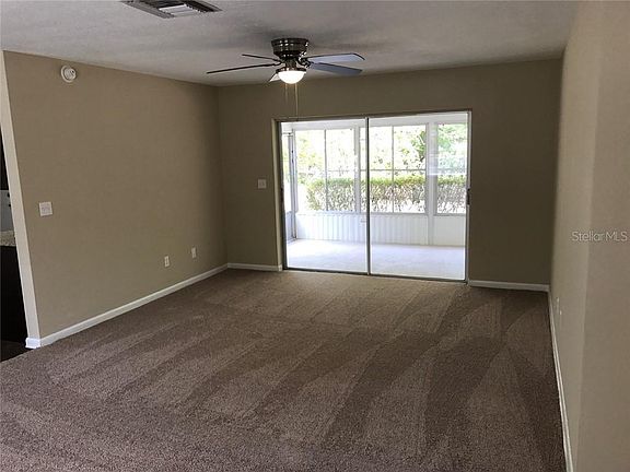 3rd image of 2075 W Country Club Blvd