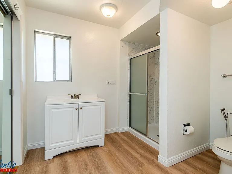 600 Pennsylvania Ave #18 — Photo 13