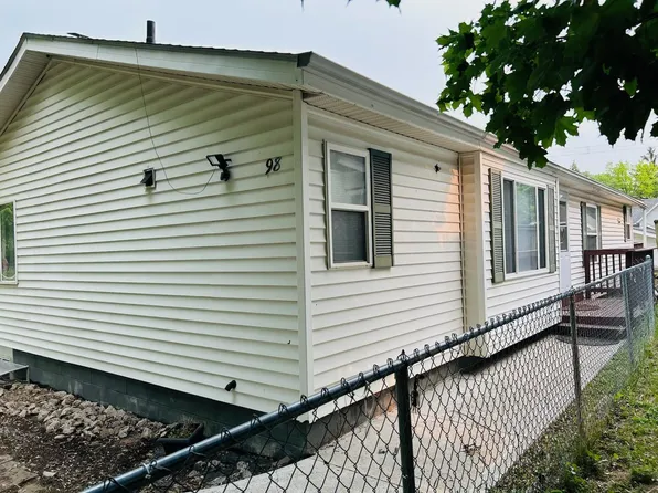 98 Magnolia Ave W, Saint Paul, MN 55117