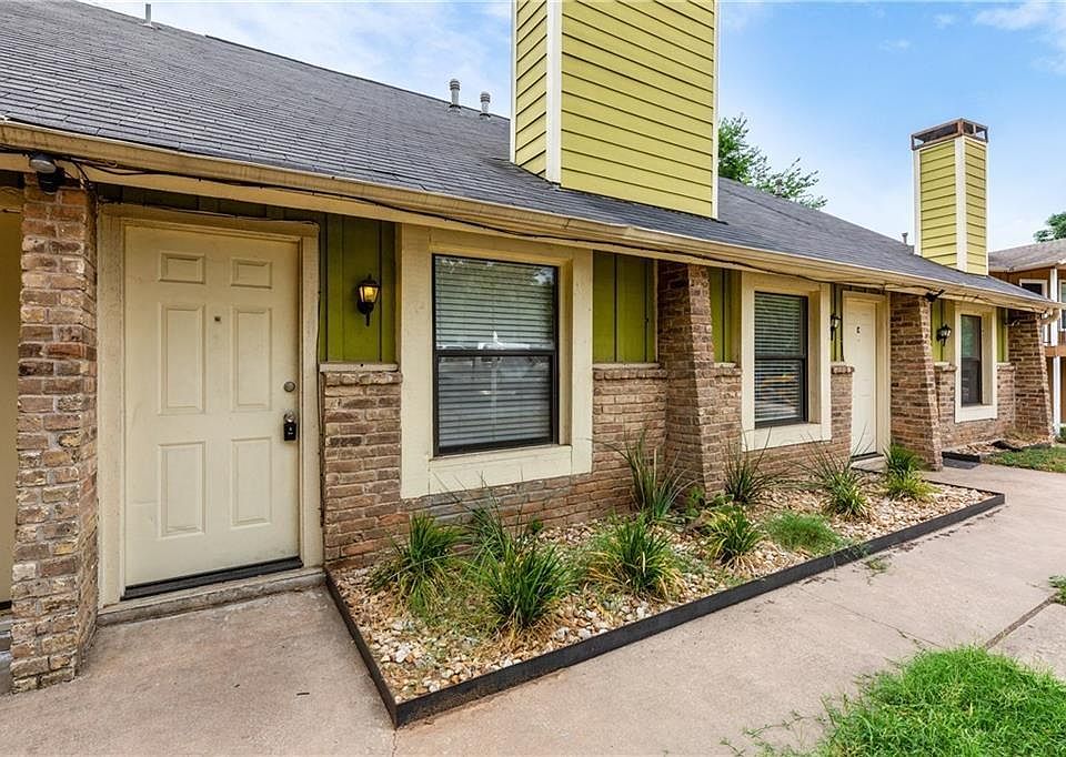 1st image of 3468 Willowrun Dr APT A