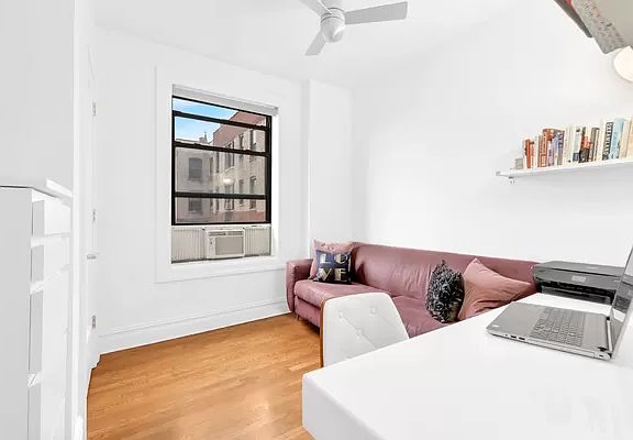 5th image of 514 Cathedral Pkwy #7A