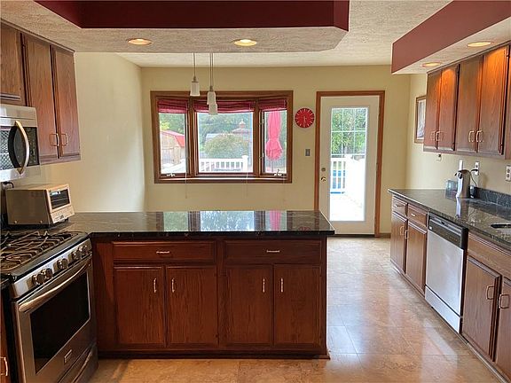 2nd image of 8209 Hill Gail Dr