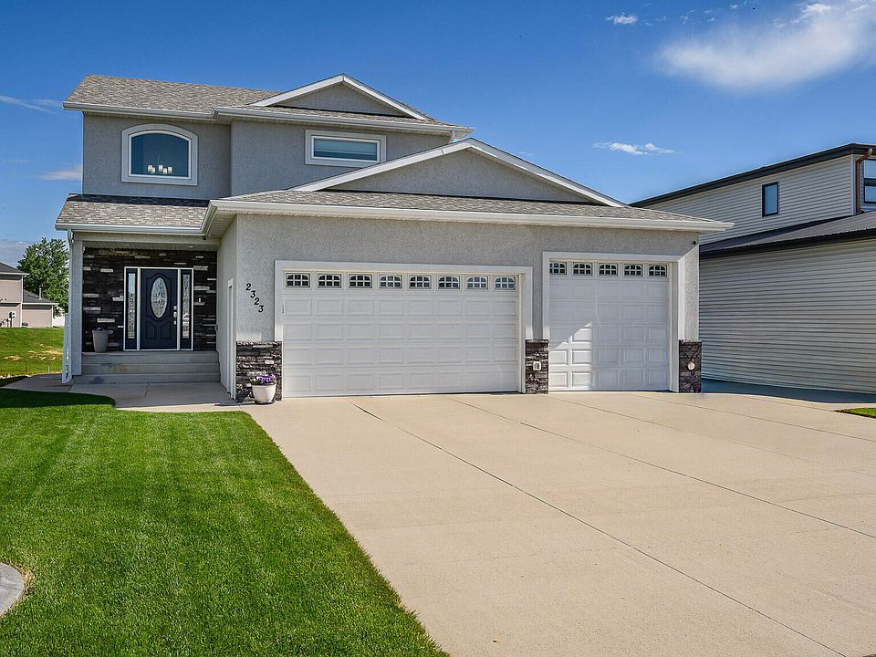 1st image of 2323 Bayview Ct SE