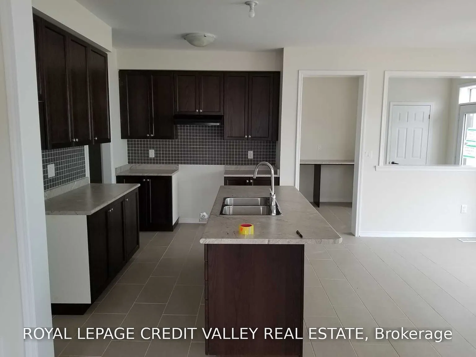 4 bed, $3,399 — Photo 3