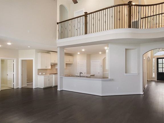 3rd image of 4943 Kirbster Ln