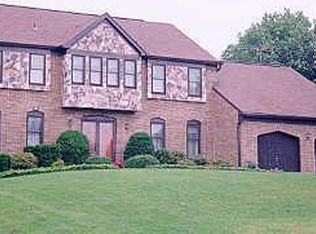 8310 Honeyhill Rd, Laurel, MD 20723