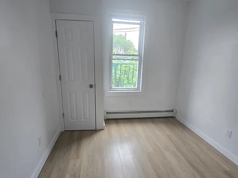123 Parker Ave #5A — Photo 6