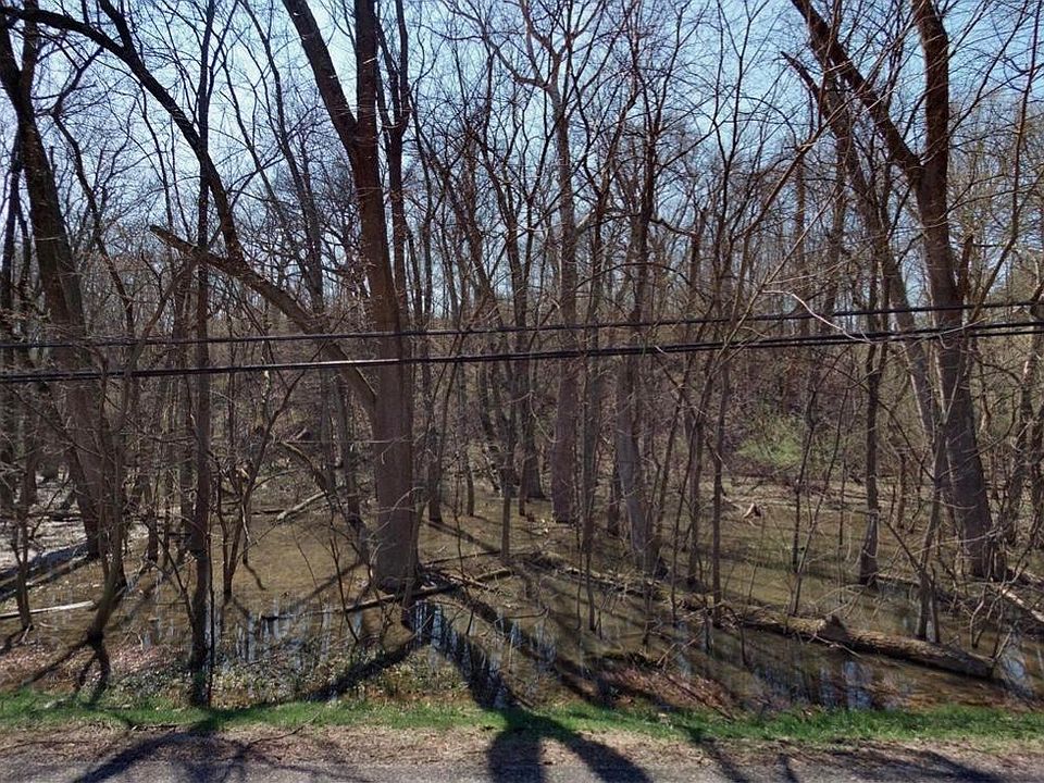 2nd image of 6377 Harrisburg Geo Rd