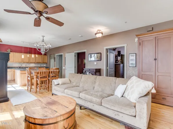 491 Metcalf Rd APT F16, Avon, CO 81620