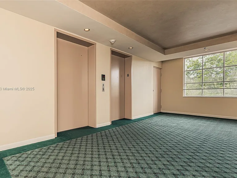 19801 E Country Club Dr #4303 — Photo 50
