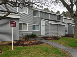 A4 Grandview Dr #A-4, South Burlington, VT 05403