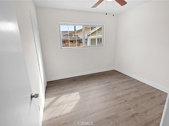 4th image of 1022 Rodman Ave