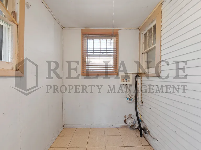 129 N Meridian Ave — Photo 12
