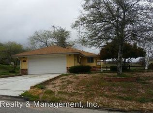 21101 Hacienda Dr, Tehachapi, CA 93561