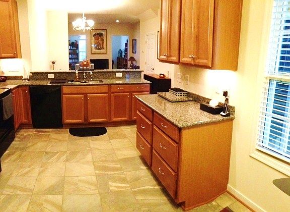 3rd image of 906 Morattico Cir