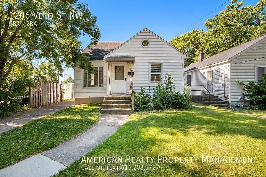 5 bed, 1681 sqft, $3,000 — Photo 1