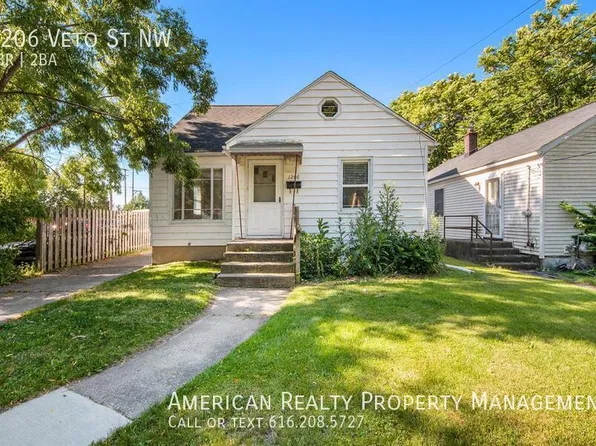 1206 Veto St NW, Grand Rapids, MI 49504