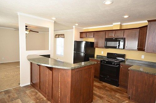 2nd image of 2060 Summergreen East Ct