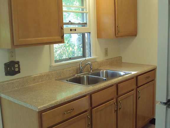 2nd image of 2825 Wehrly Ave