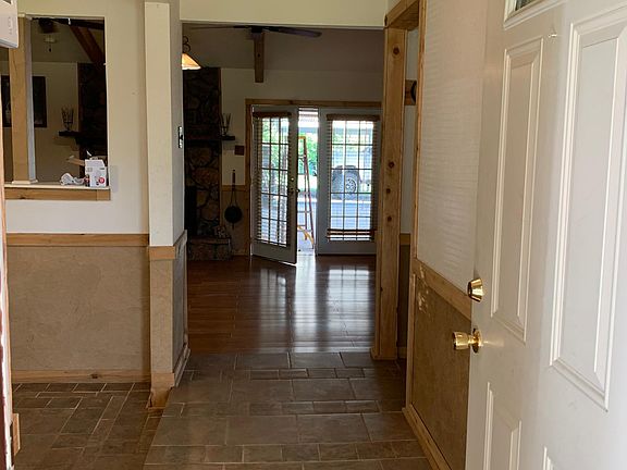 5th image of 550 Private Road 5800