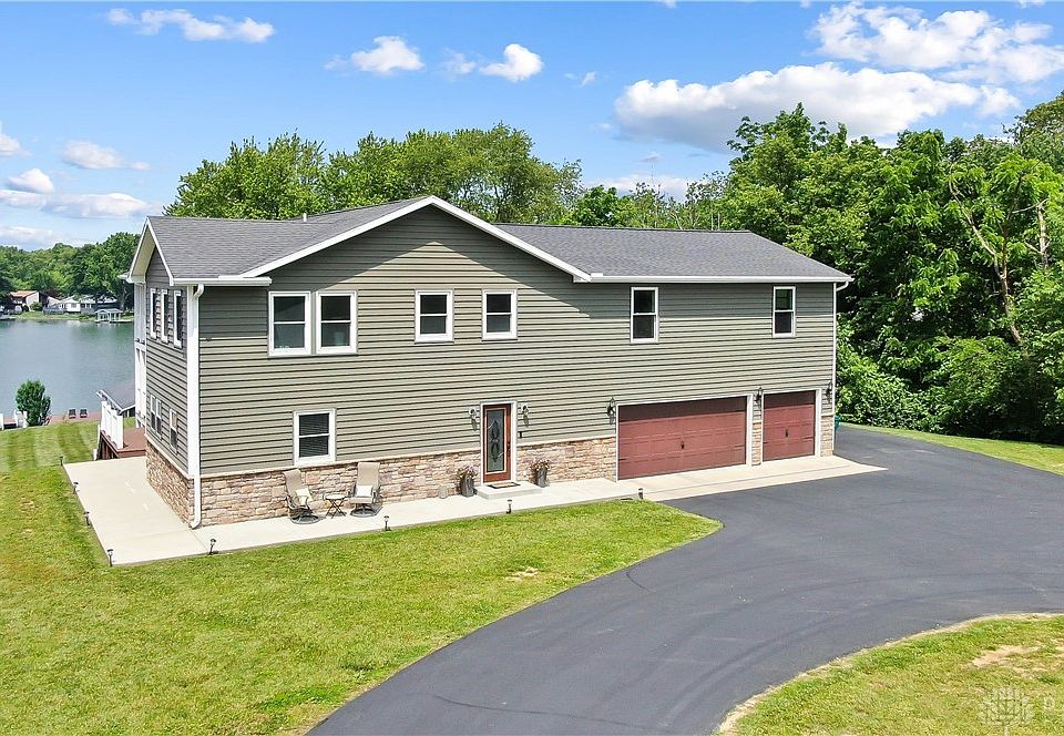 1st image of 855 Quarry Rd