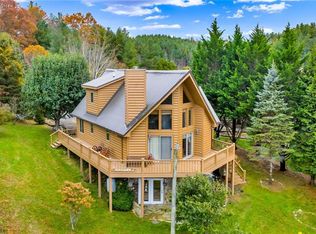 34 Yuri Ln, Piney Creek, NC 28663