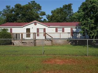 39 H St, Daleville, AL 36322