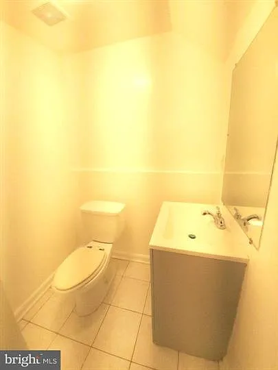 5023 Emo St — Photo 18