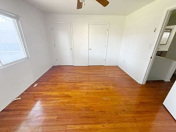 2nd image of 4889 Banbury Ct APT 6
