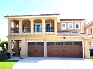 2154 Crescent Dr, Signal Hill, CA 90755