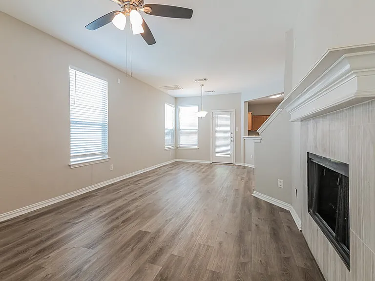 10200 Cedar Lake Dr — Photo 5