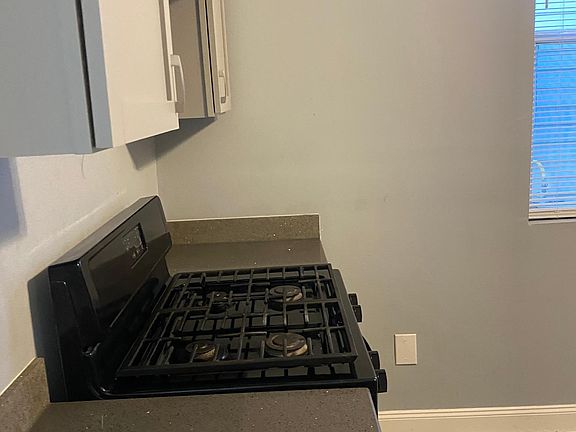 3rd image of 2904 General Taylor St