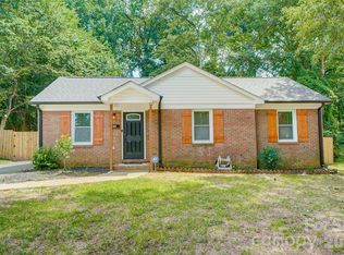 6608 Rosecran Dr, Charlotte, NC 28215