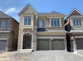 38 Hayeraft St, Whitby, ON L1P0C6