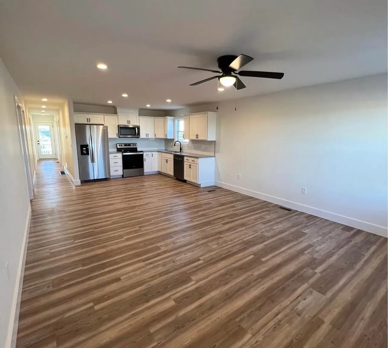 225 Wyldwood Way — Photo 3