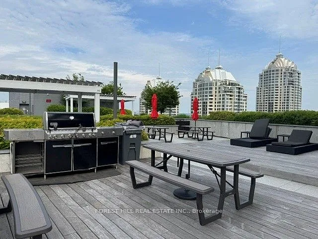 7 Kenaston Gdns #309 — Photo 25