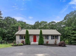 415 Creek St, Wrentham, MA 02093