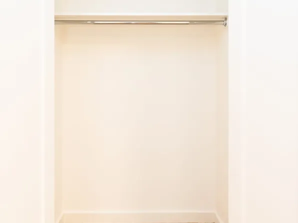 376 Bedford Avenue image 10 of 23