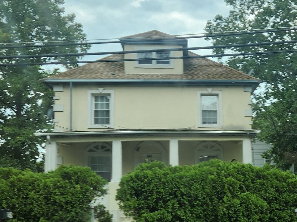 1st image of 748 S East Ave #1