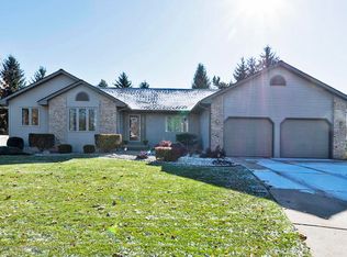 1297 Castlewood Cir, Dewitt, MI