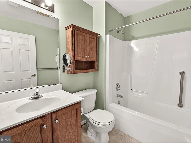 1110 Jousting Way — Photo 18