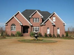 430 Sign Pine Rd, Chesapeake, VA 23322